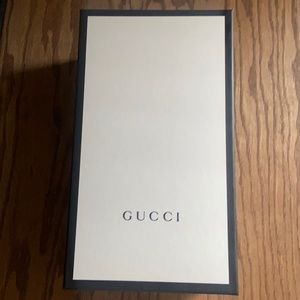 Slightly used Gucci apple ace men’s sneakers